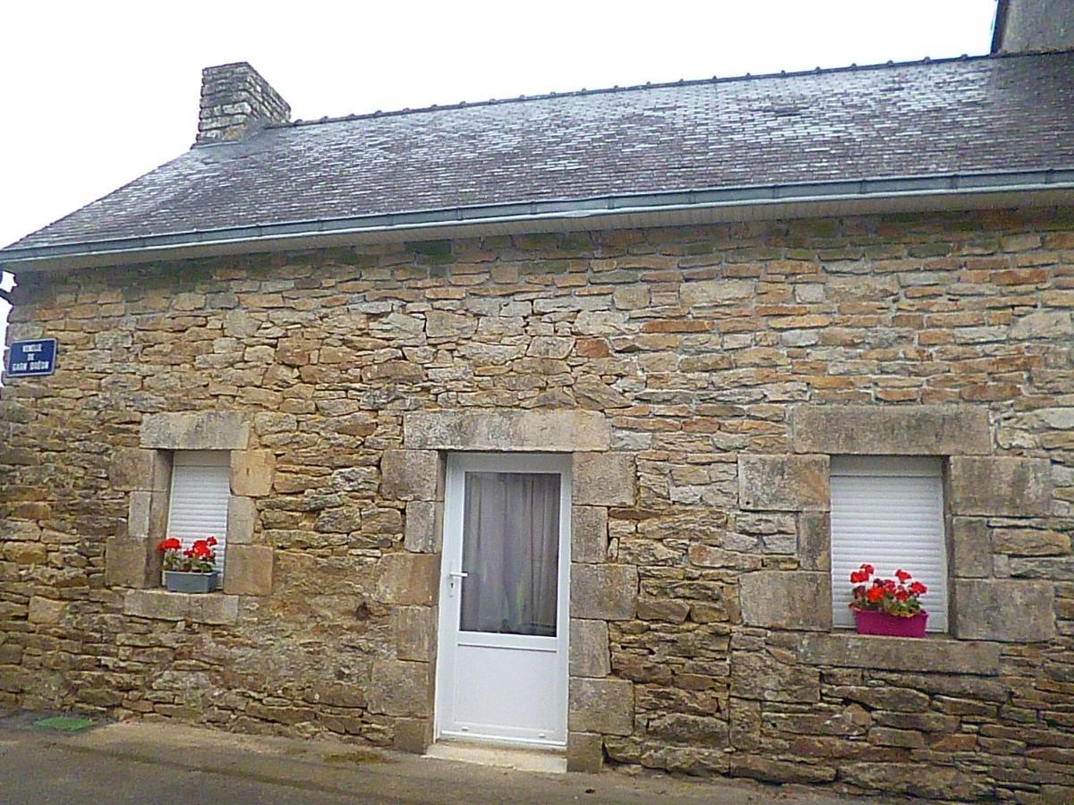 gite au calme centre finistère jardin clos Trégourez Esterno foto